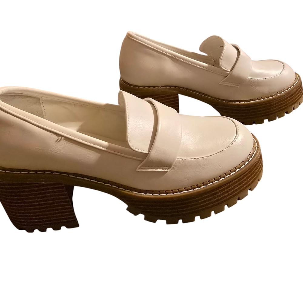 Women's Chunky Heel Loafers - Cream